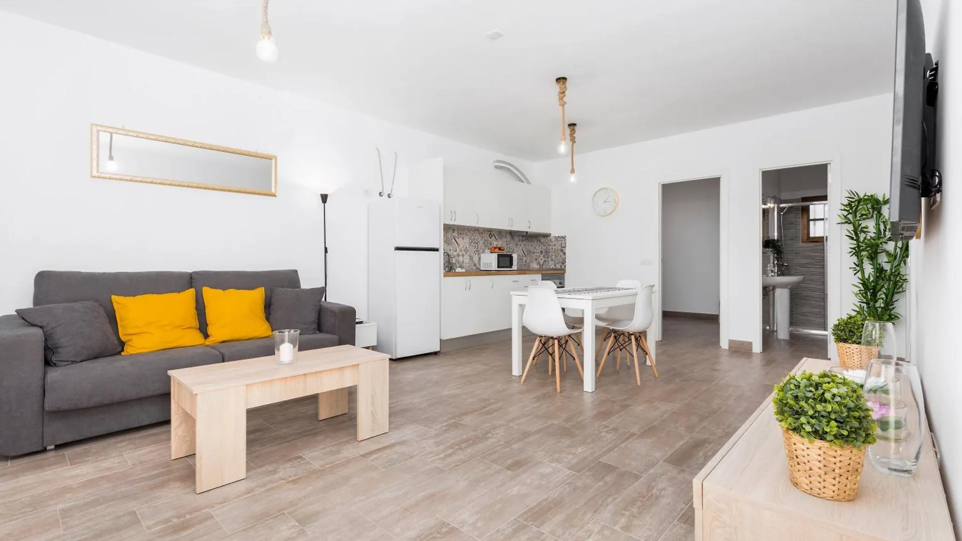 Home2Book Cozy Casa Papa, Bright Terrace & Bbq La Oliva